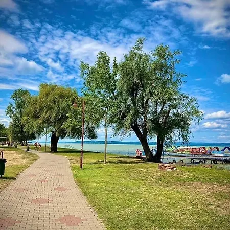 Green Time Lakeside Apartment Siofok